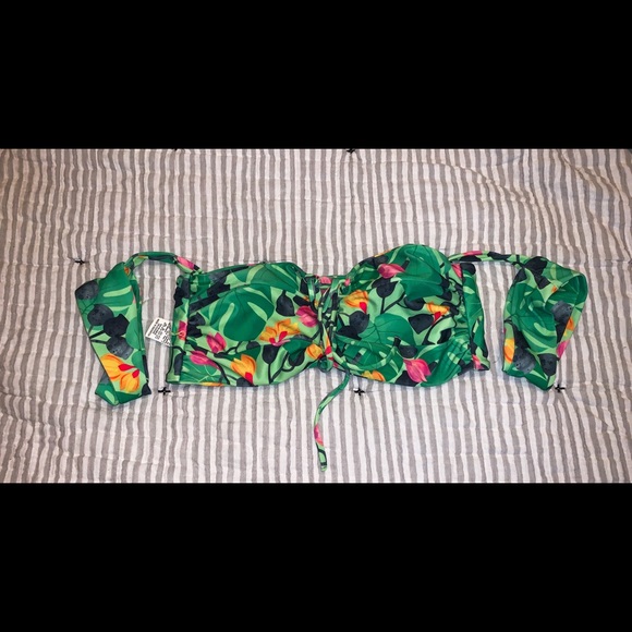 Squad Goals Top - Picture 1 of 1